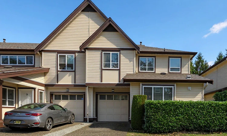 30-21801 Dewdney Trunk Road