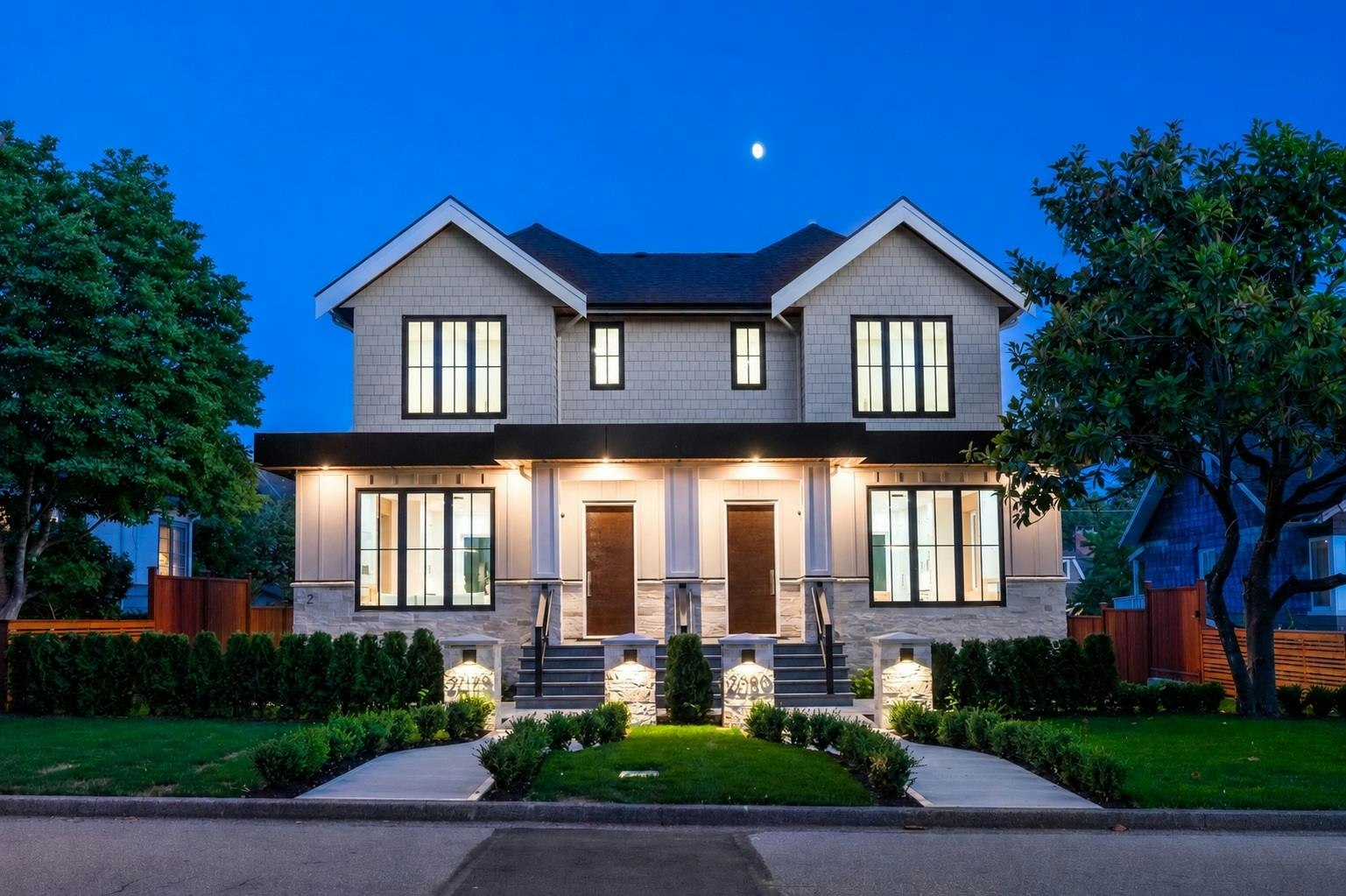 2078 W 57th Avenue, Vancouver, BC, V6P 1V2