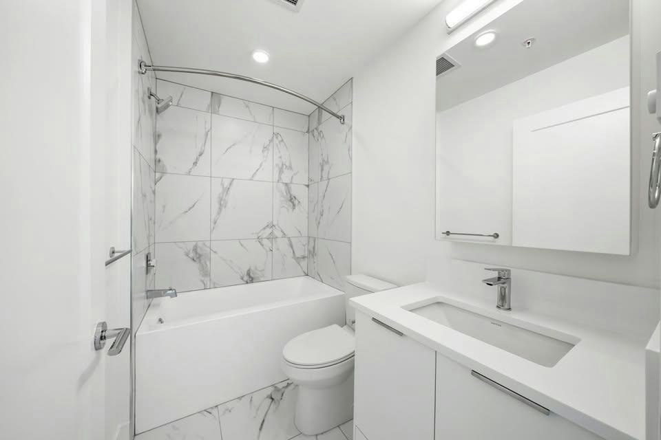 22633 Selkirk Avenue, Maple Ridge, BC, V2X 1C7 - 7