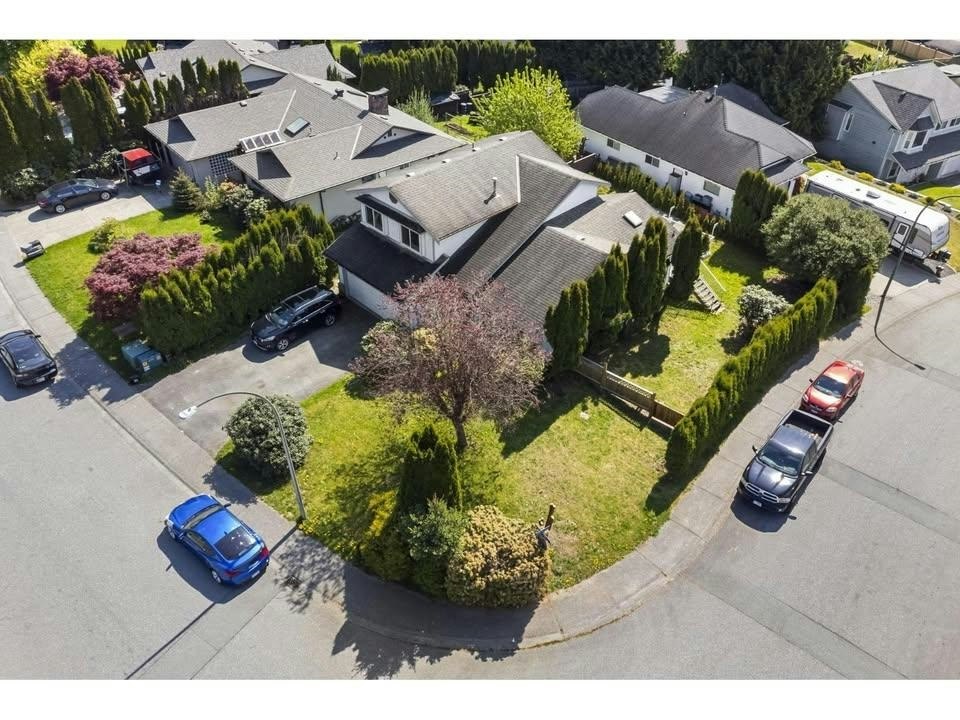 33480 Blueberry Drive, Mission, BC, V2V 6J1 - 34