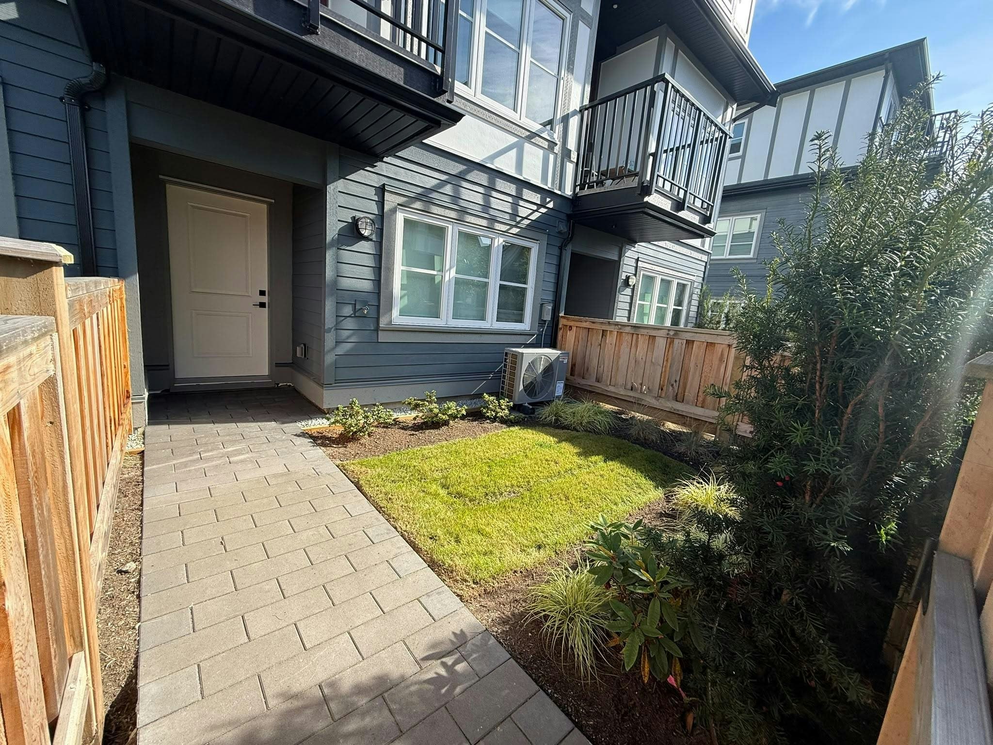 2-9800 Williams Road, Richmond, BC, V7A 1H2 - 3
