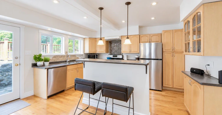 272 Osborne East Road, North Vancouver, BC, V7N 1M1 - 8