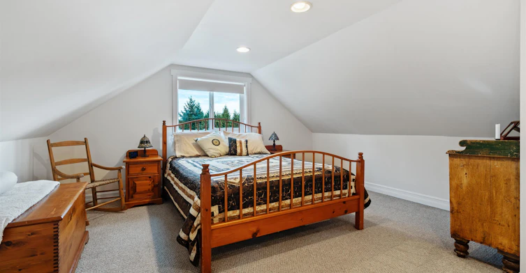 272 Osborne East Road, North Vancouver, BC, V7N 1M1 - 17