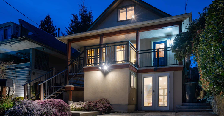 272 Osborne East Road, North Vancouver, BC, V7N 1M1 - 2
