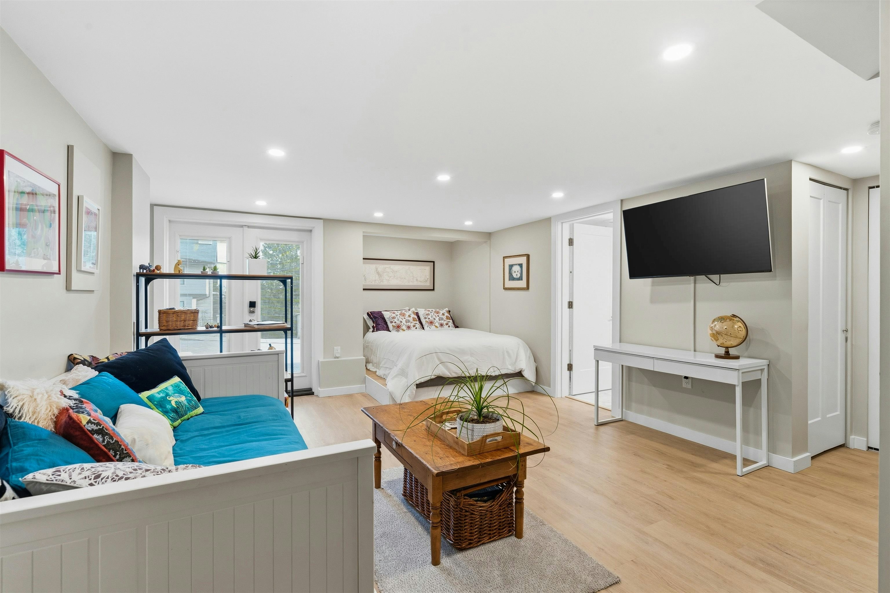 272 Osborne East Road, North Vancouver, BC, V7N 1M1 - 14
