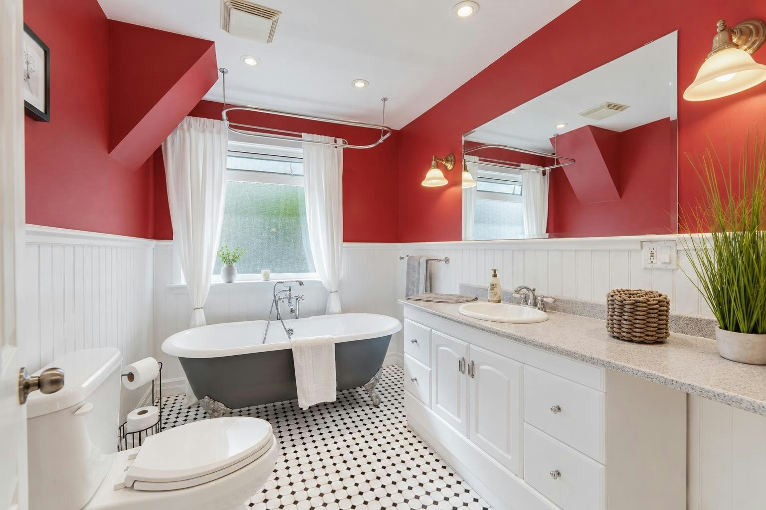 272 Osborne East Road, North Vancouver, BC, V7N 1M1 - 18