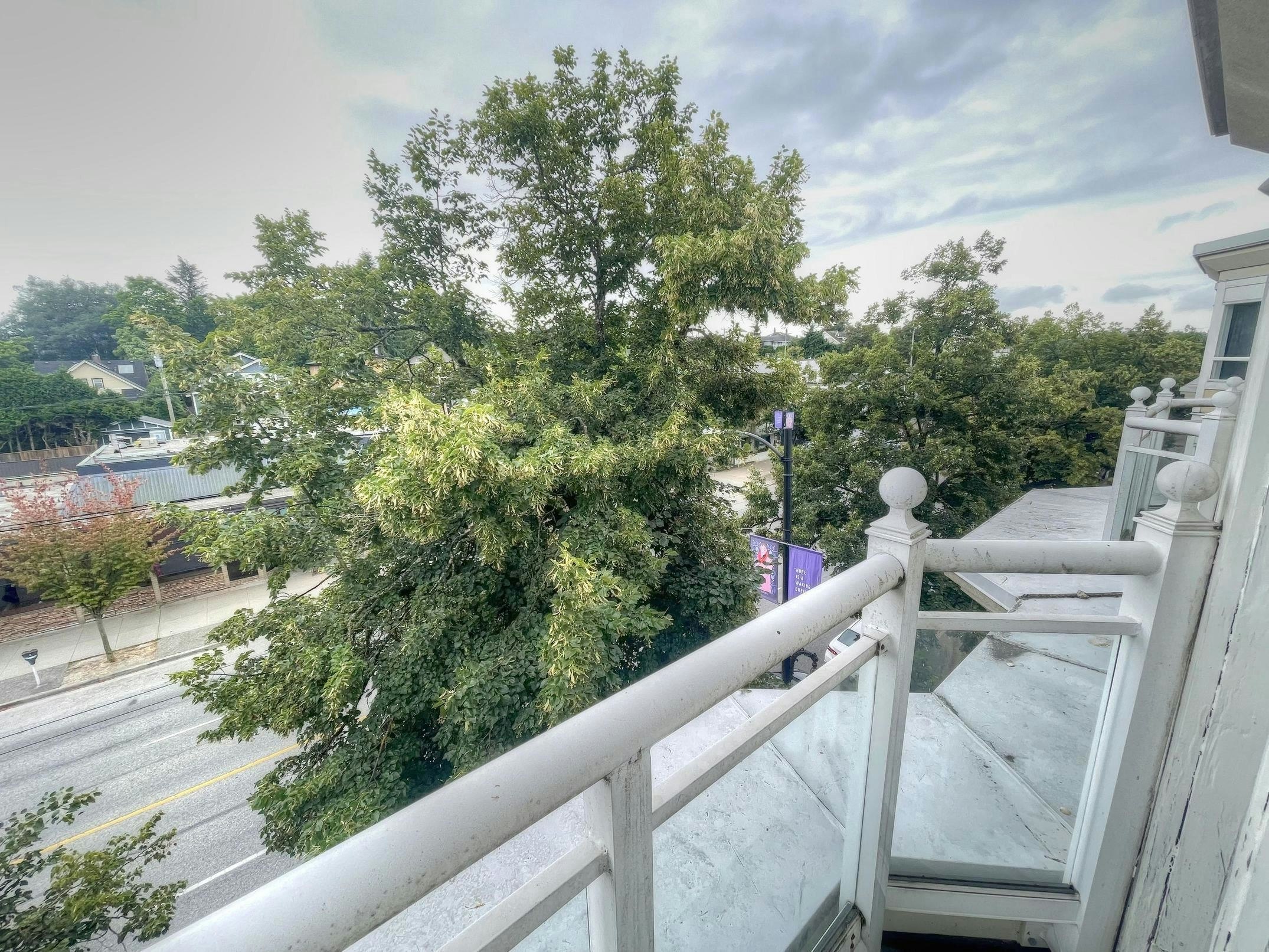 306-2545 W Broadway, Vancouver, BC, V6K 2E9 - 3