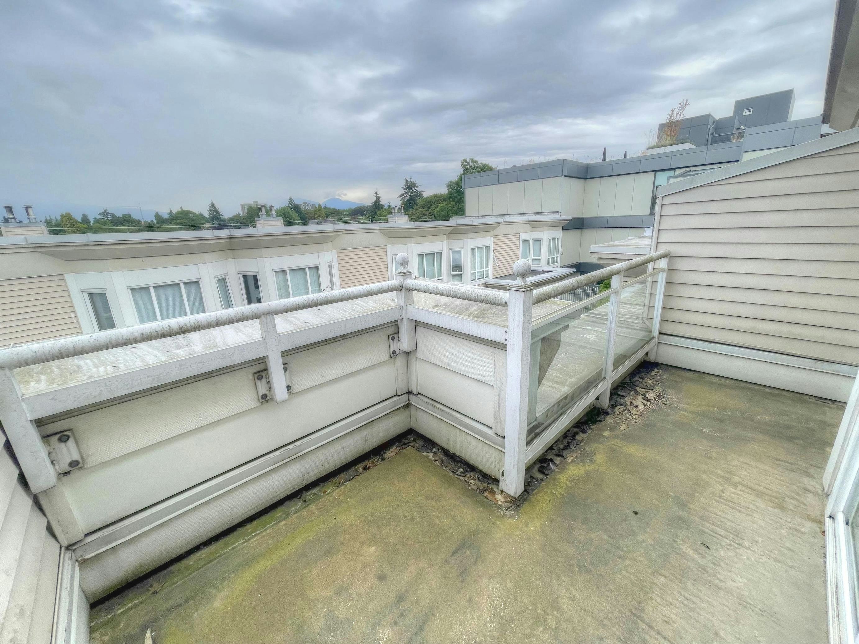 306-2545 W Broadway, Vancouver, BC, V6K 2E9 - 8