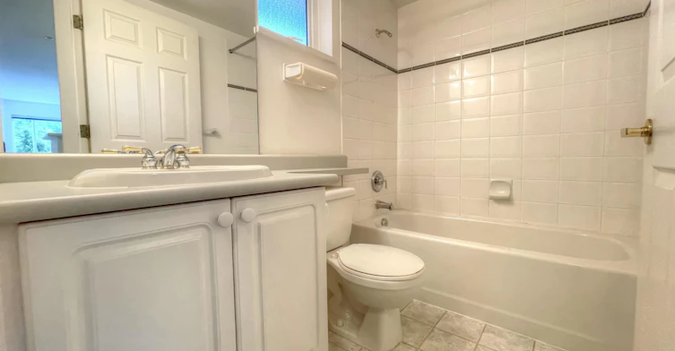 306-2545 W Broadway, Vancouver, BC, V6K 2E9 - 13