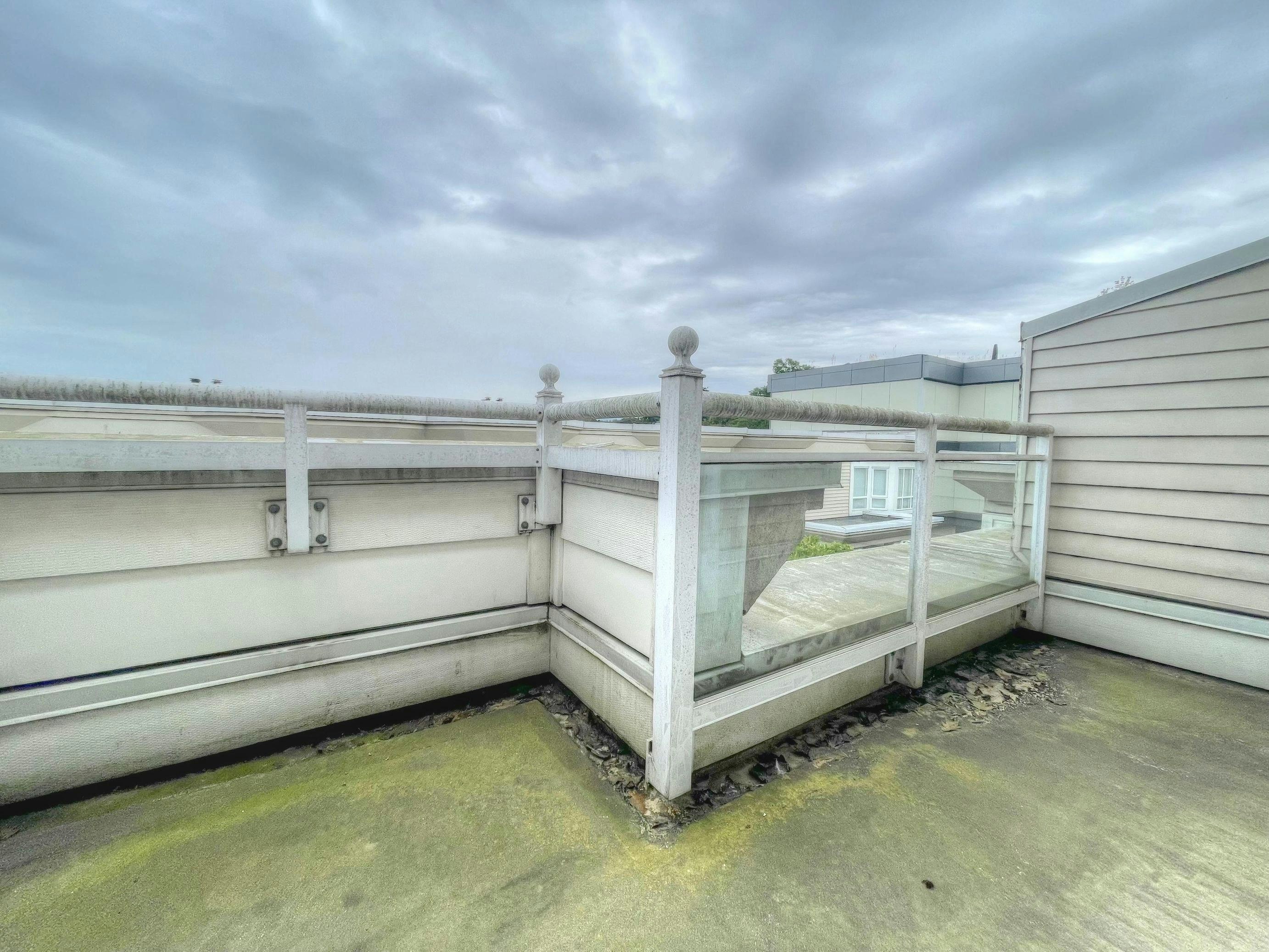 306-2545 W Broadway, Vancouver, BC, V6K 2E9 - 11