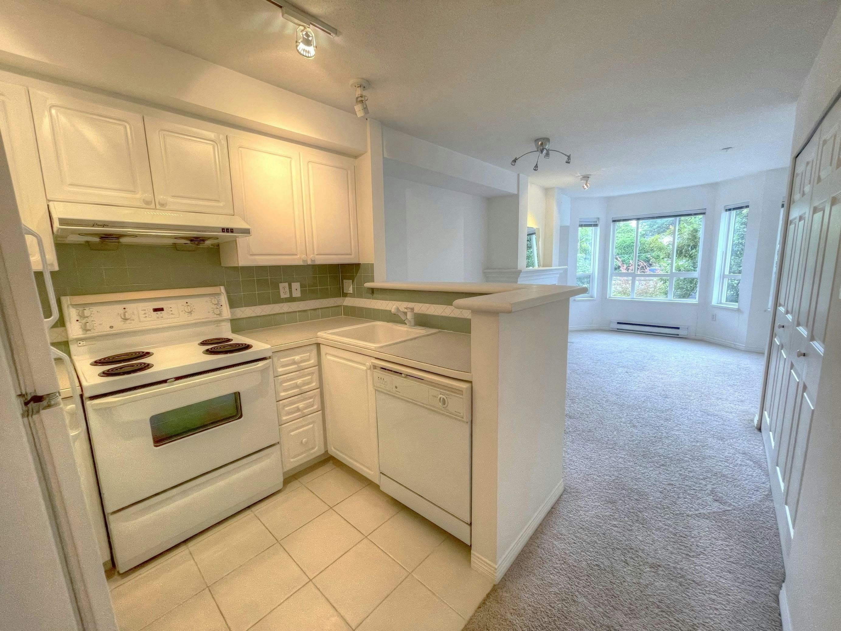 306-2545 W Broadway, Vancouver, BC, V6K 2E9 - 26