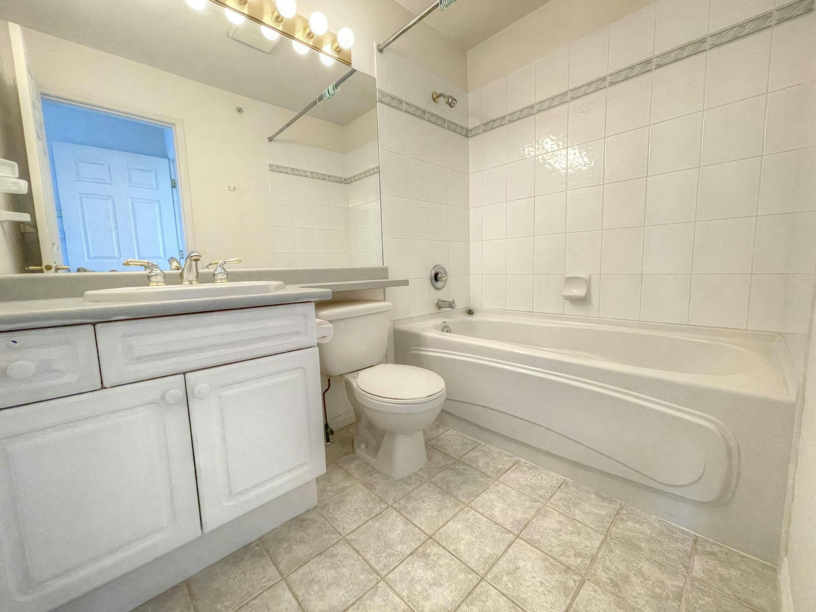 306-2545 W Broadway, Vancouver, BC, V6K 2E9 - 6