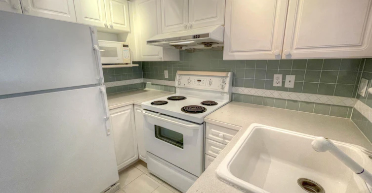 306-2545 W Broadway, Vancouver, BC, V6K 2E9 - 24