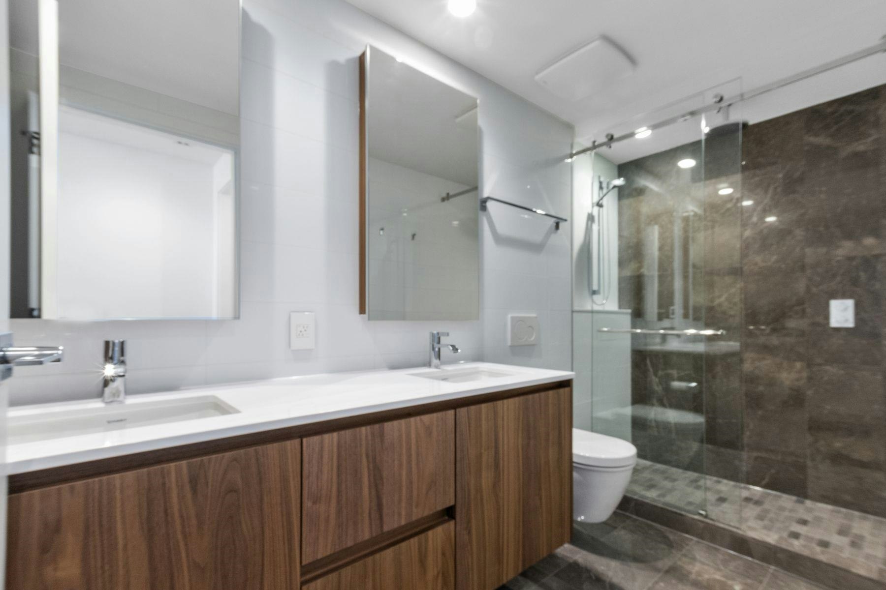 301-389 W 59th Avenue - 3