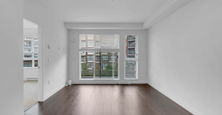 304-13963 105 Boulevard, Surrey, BC, V3T 0M9 - 13