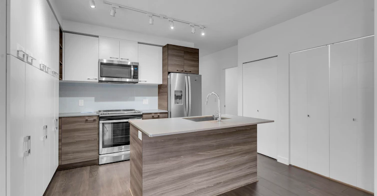 304-13963 105 Boulevard, Surrey, BC, V3T 0M9 - 5