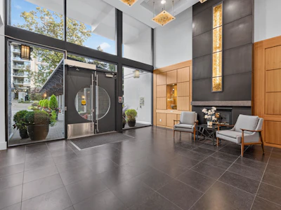 111-4685 Valley Drive - 4