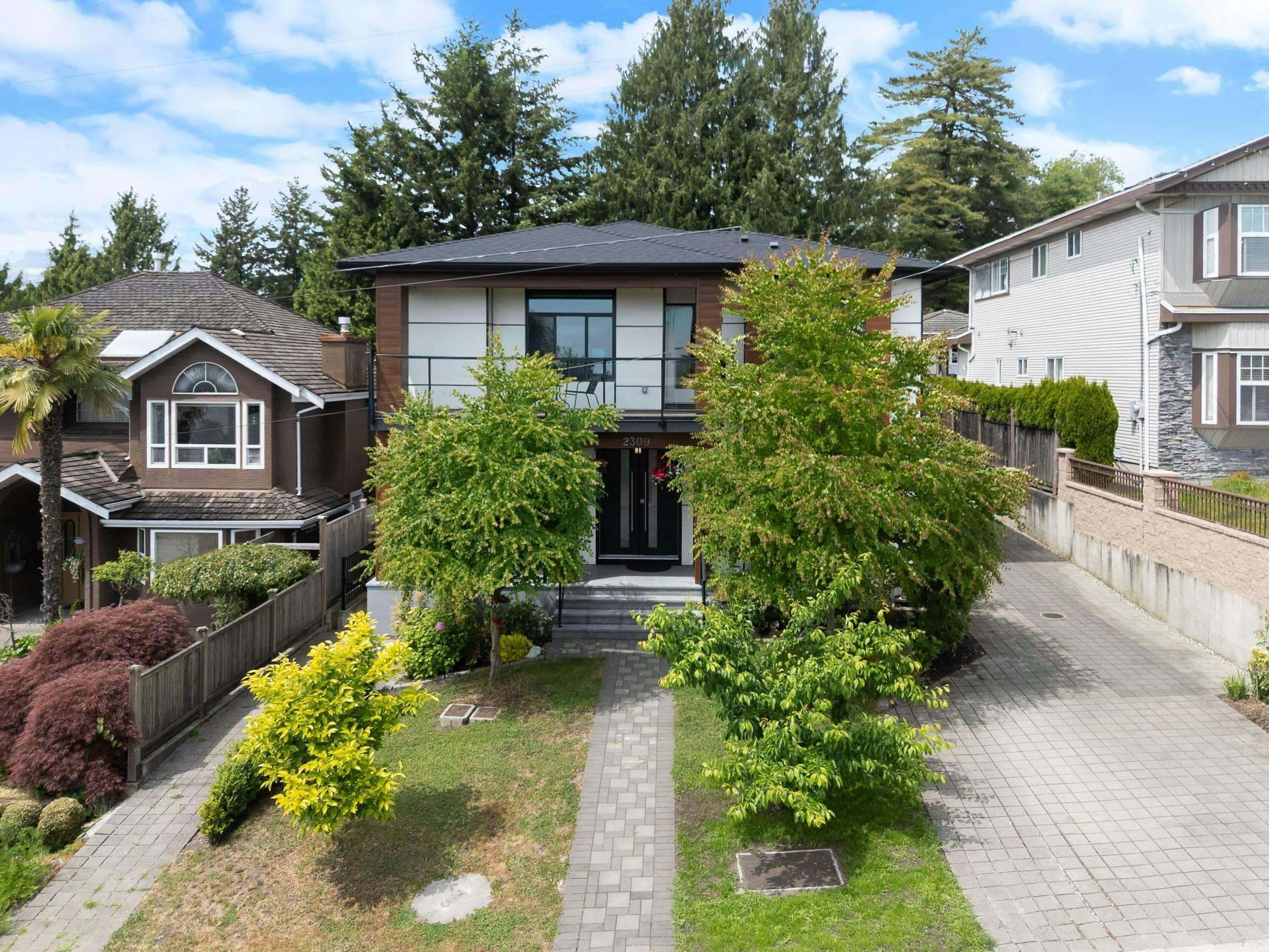 2309 Dublin Street, New Westminster, BC, V3M 3B3