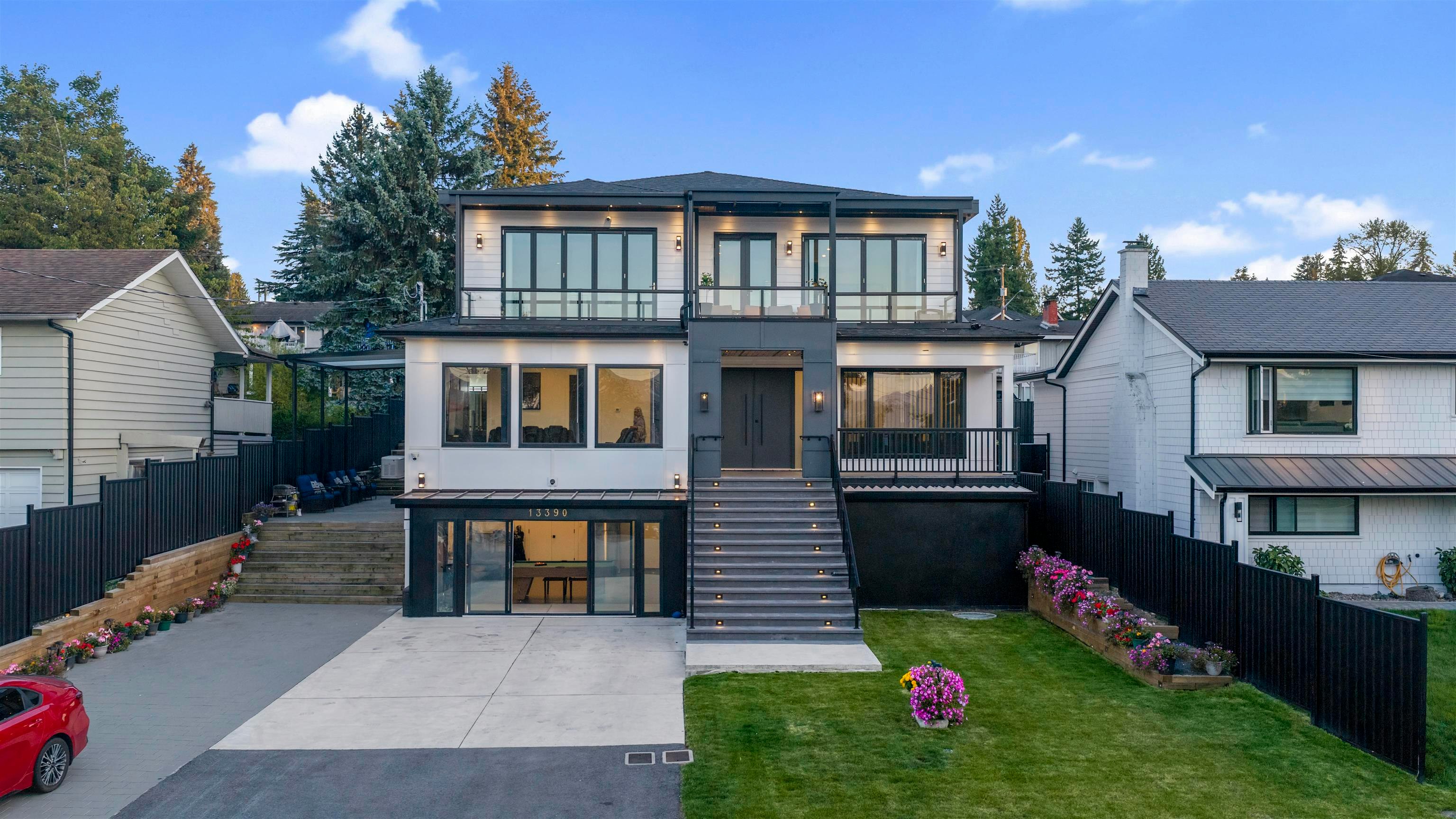 13390 112a Avenue, Surrey, BC, V3R 2G5