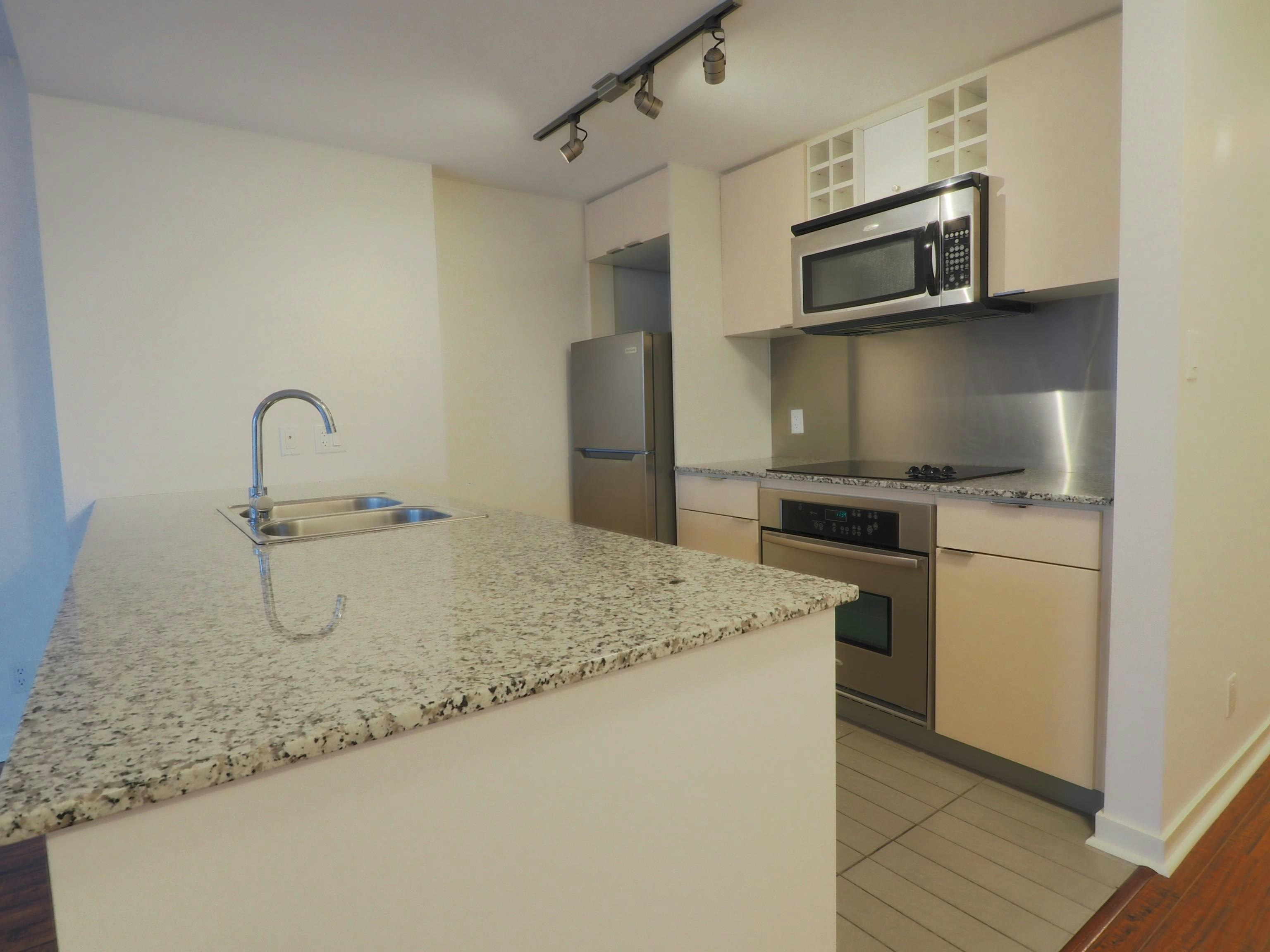 1205-788 Hamilton Street, Vancouver, BC, V6B 0E9 - 19