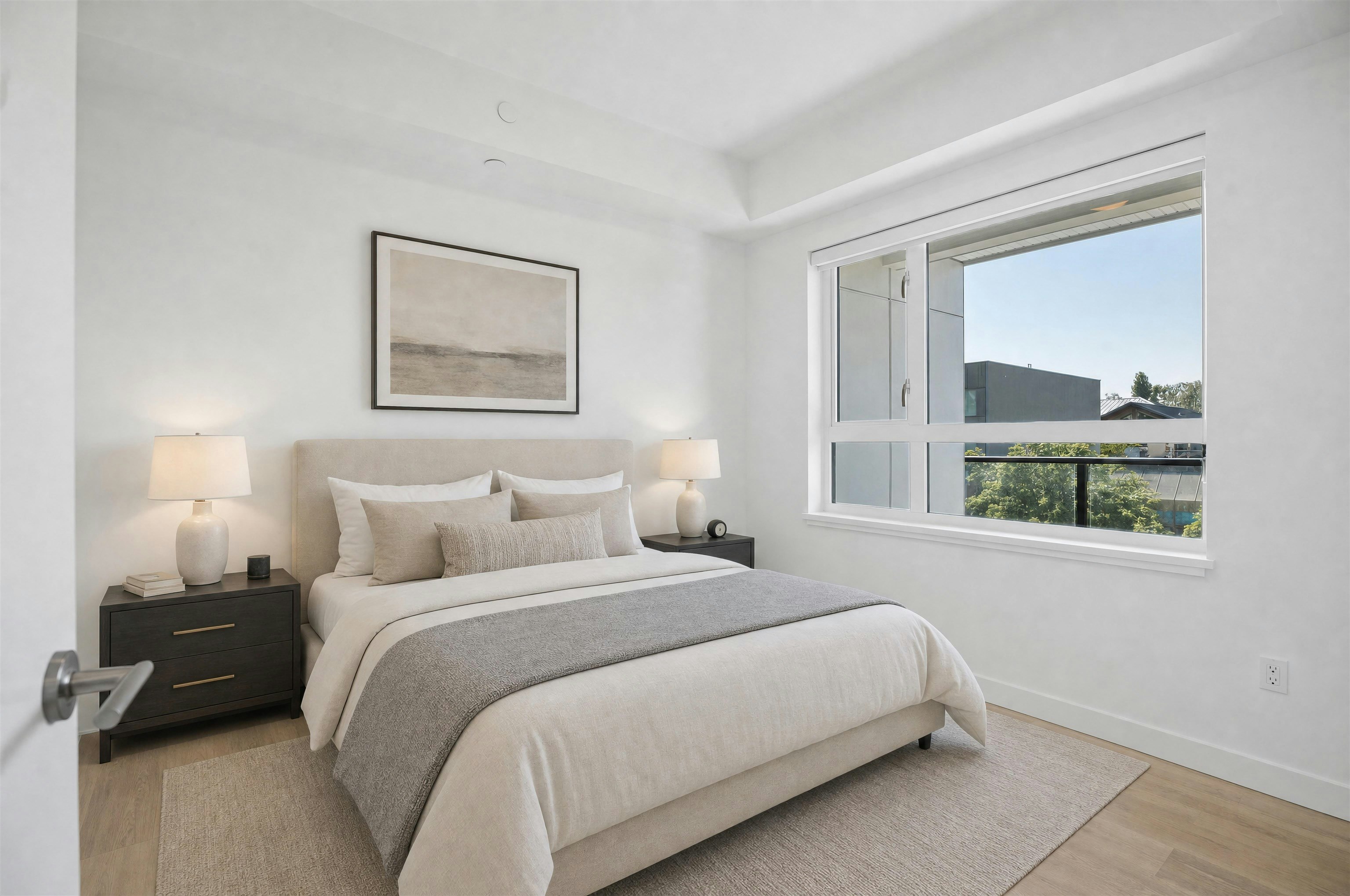 304-1616 Lloyd Avenue - 4