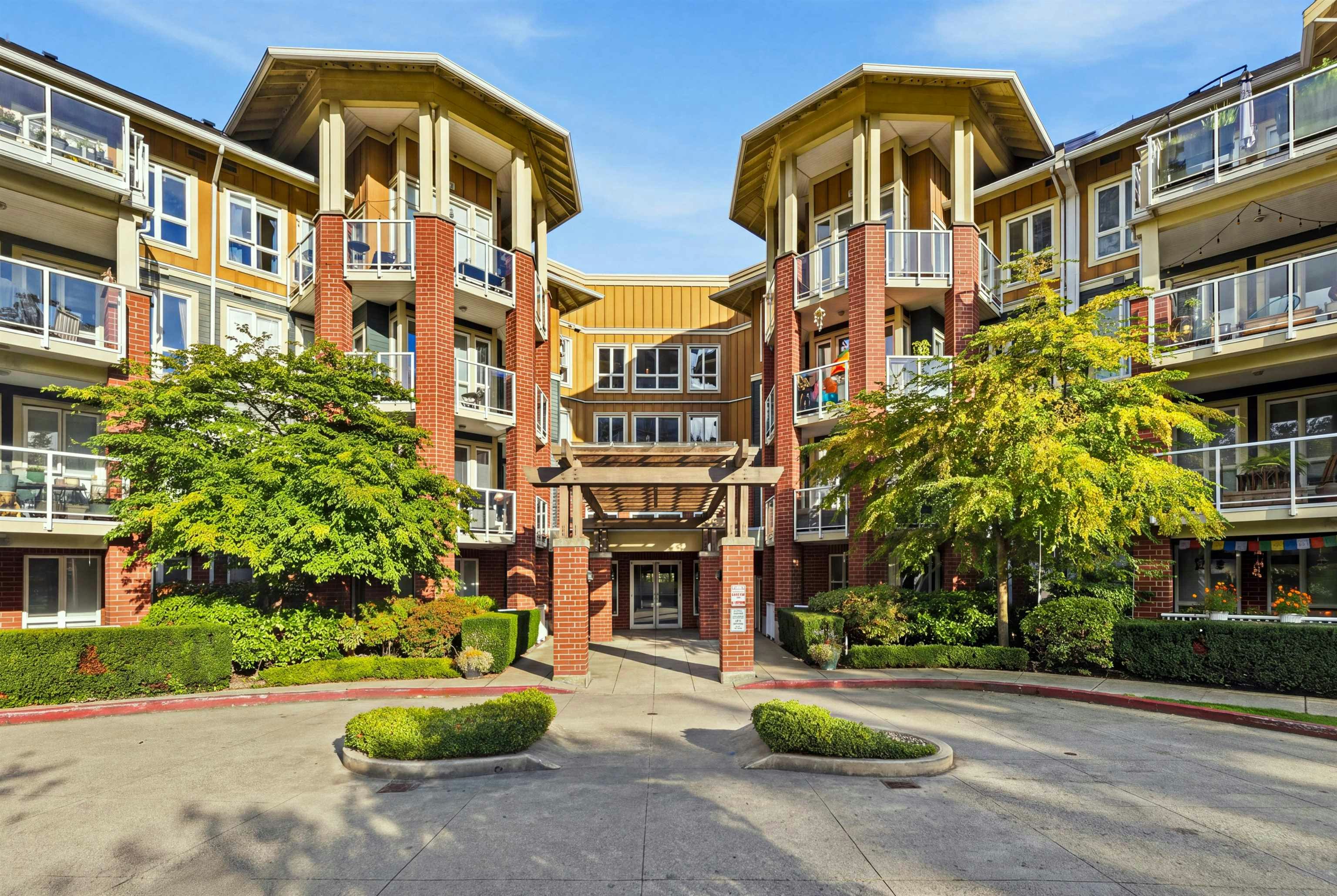 305-14 E Royal Avenue, New Westminster, BC, V3L 5W5