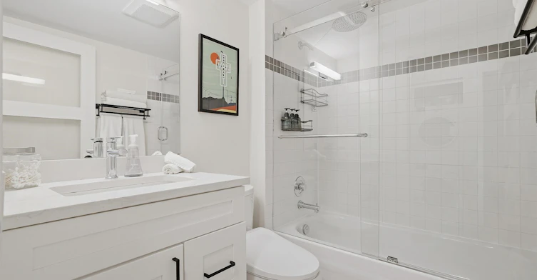 2-1048 East 7th Avenue, Vancouver, BC, V5T 1P7 - 13