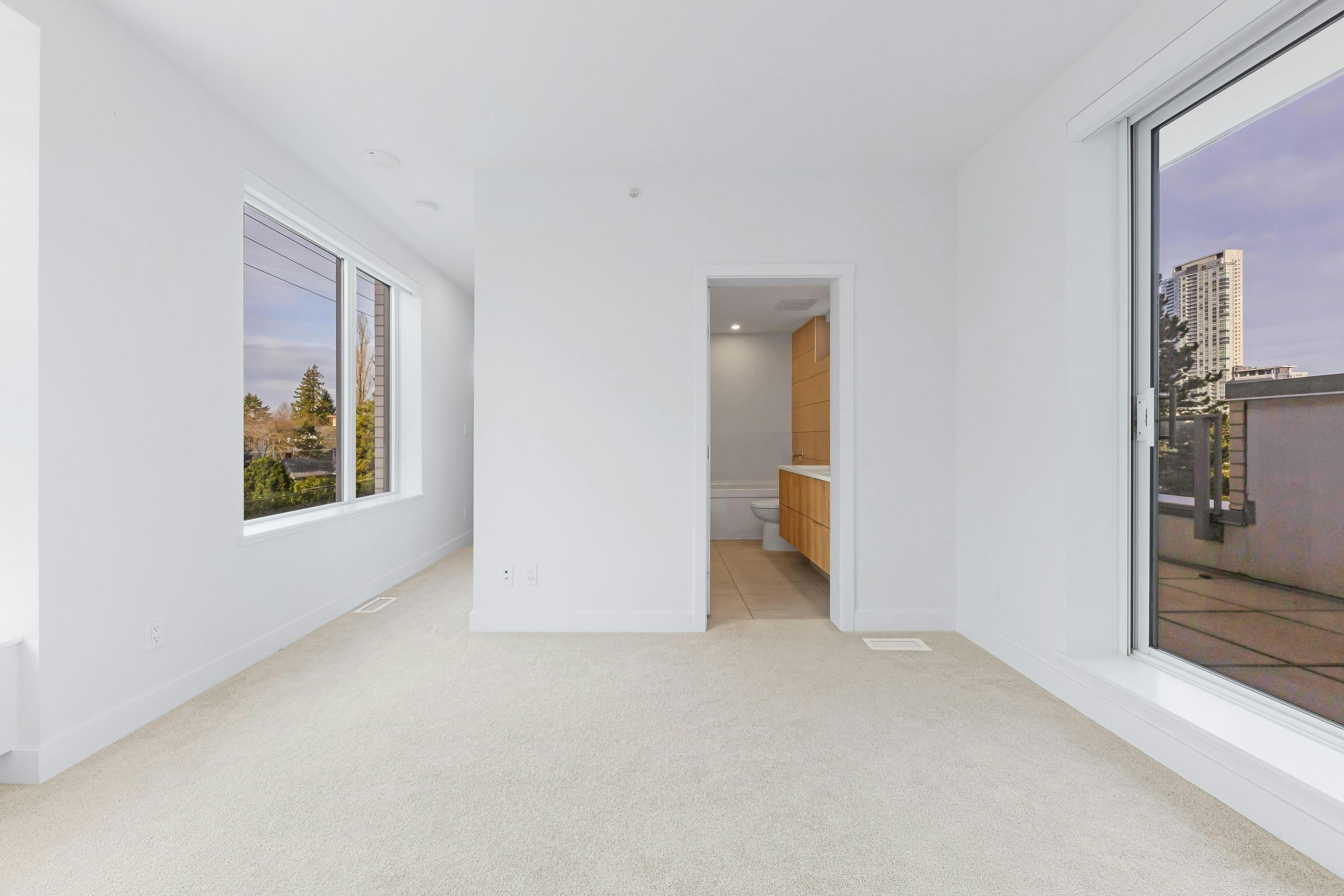 10160 133 Street, Surrey, BC, V3T 0S4 - 9