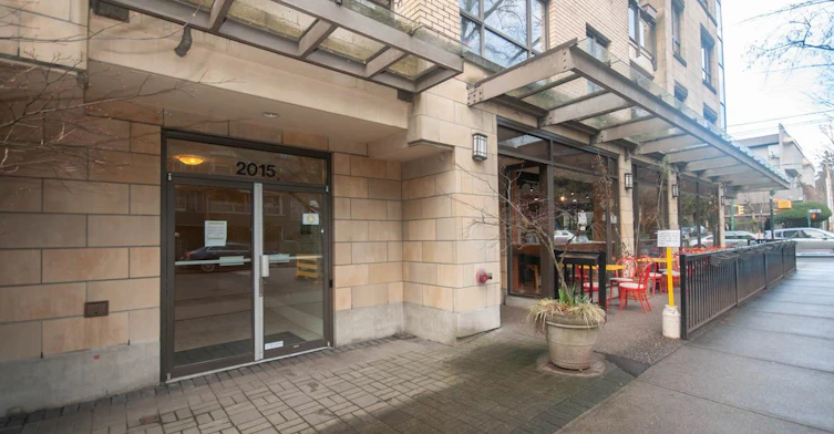 302-2015 Trafalgar, Vancouver, BC, V6K 3S5