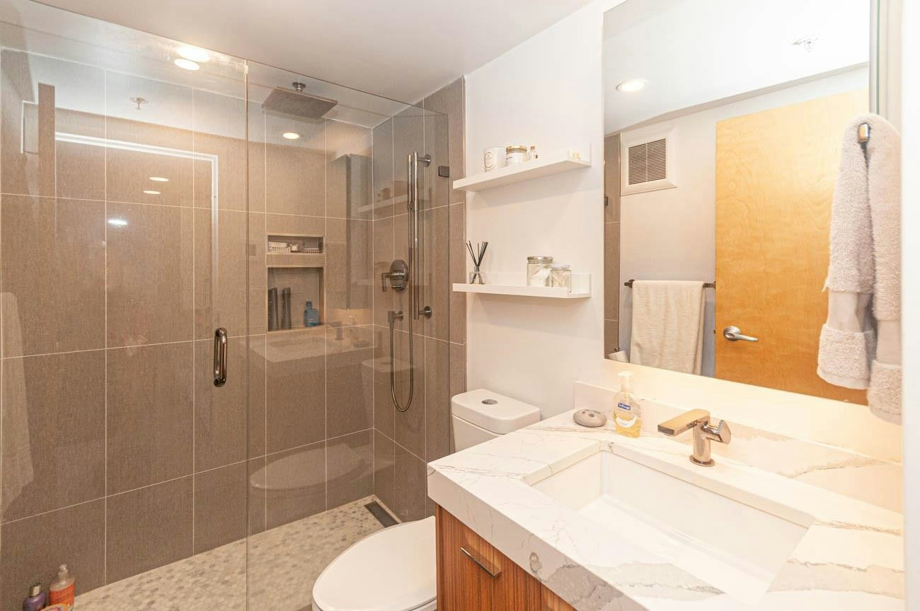 702-933 Seymour Street, Vancouver, BC, V6B 6L6 - 12