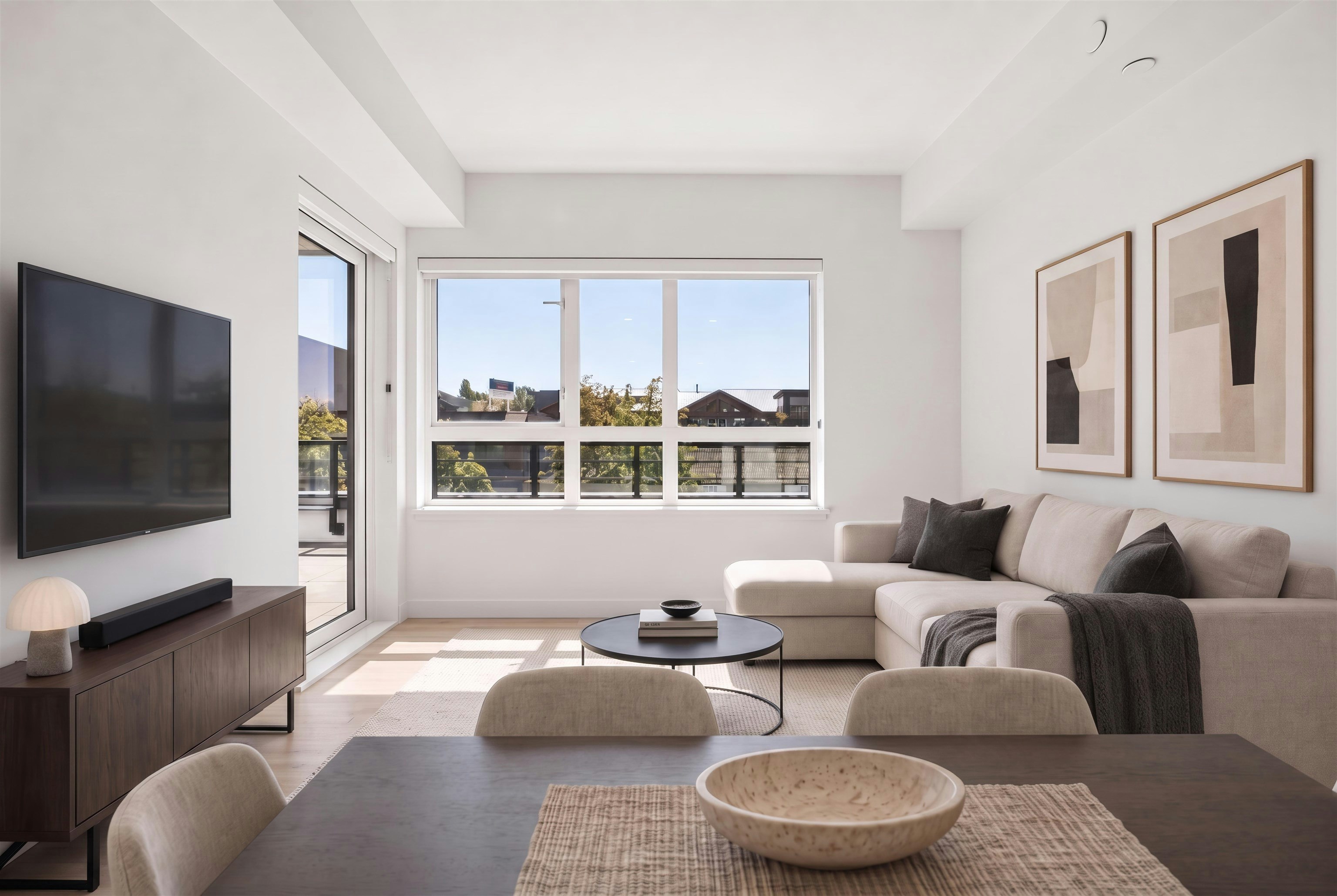 205-1616 Lloyd Avenue - 2