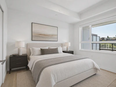 205-1616 Lloyd Avenue - 5
