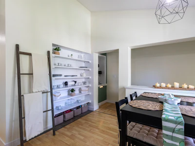90-12099 237 Street - 5