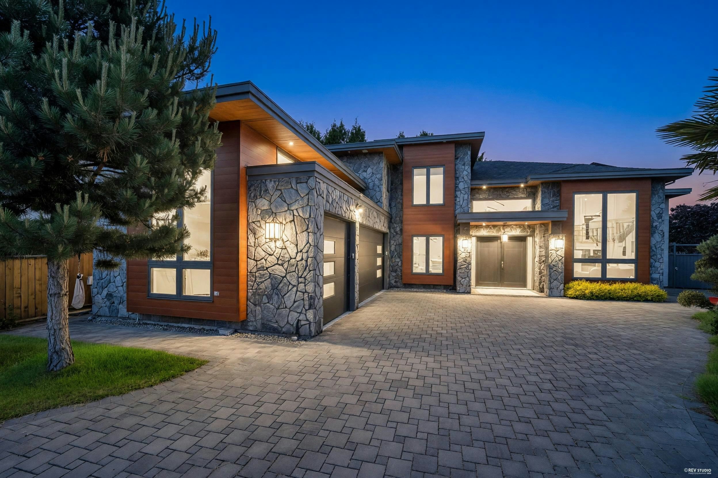 7280 Lombard Road, Richmond, BC, V7C 3N1
