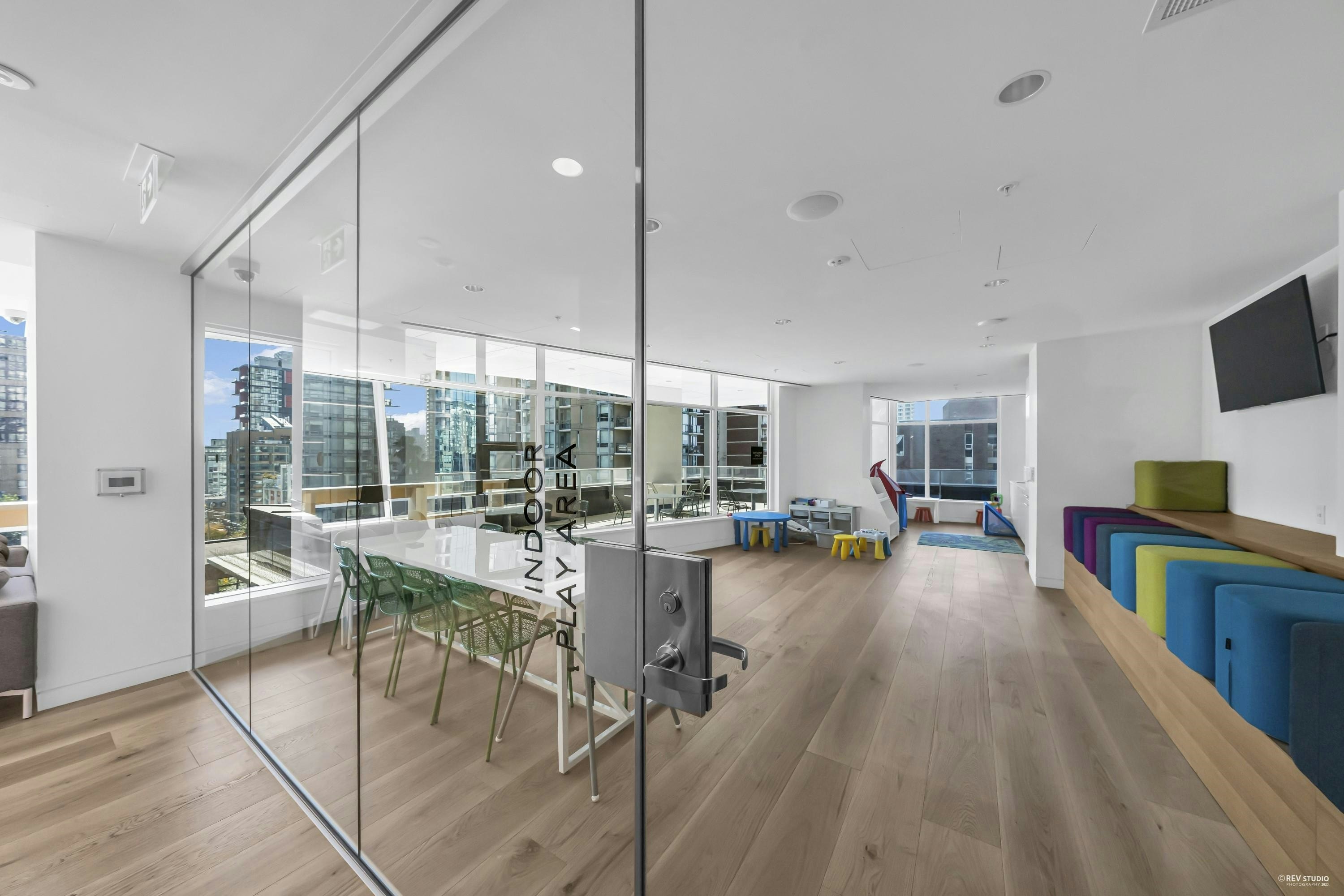 3307-1277 Hornby Street, Vancouver, BC, V6Z 1W2 - 32