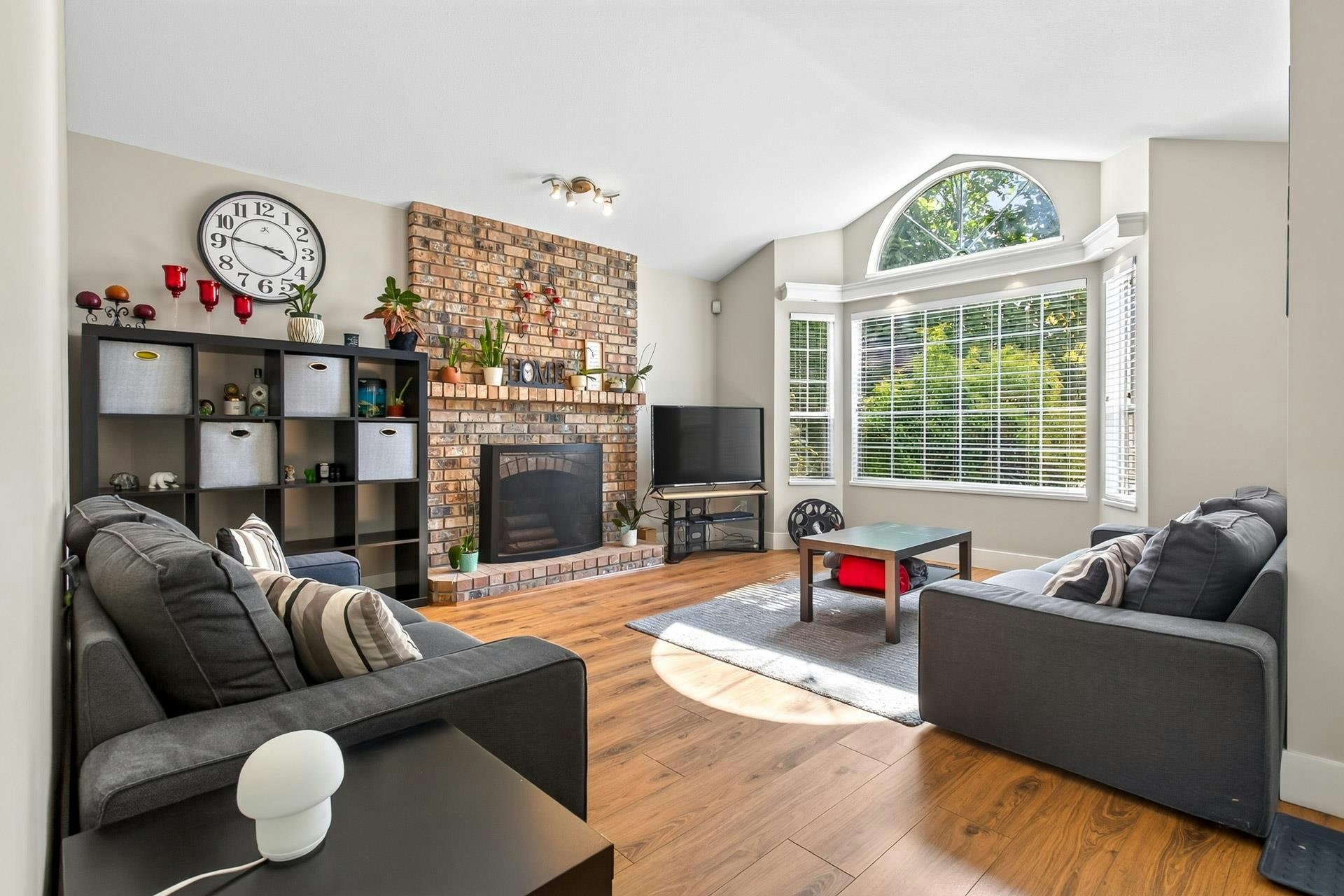 15733 98a Avenue, Surrey, BC, V4N 2V7