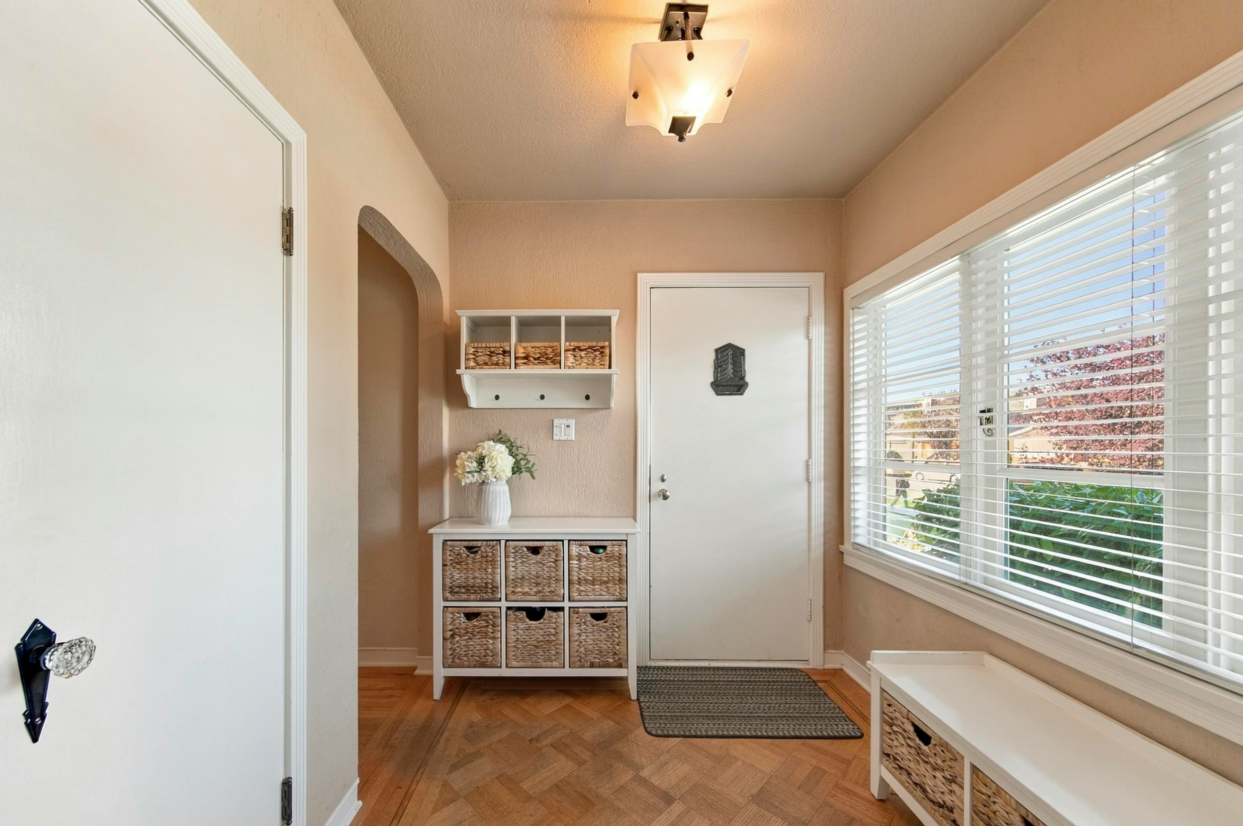 226 Peveril Avenue - 2