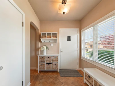 226 Peveril Avenue - 2