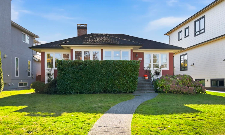 226 Peveril Avenue