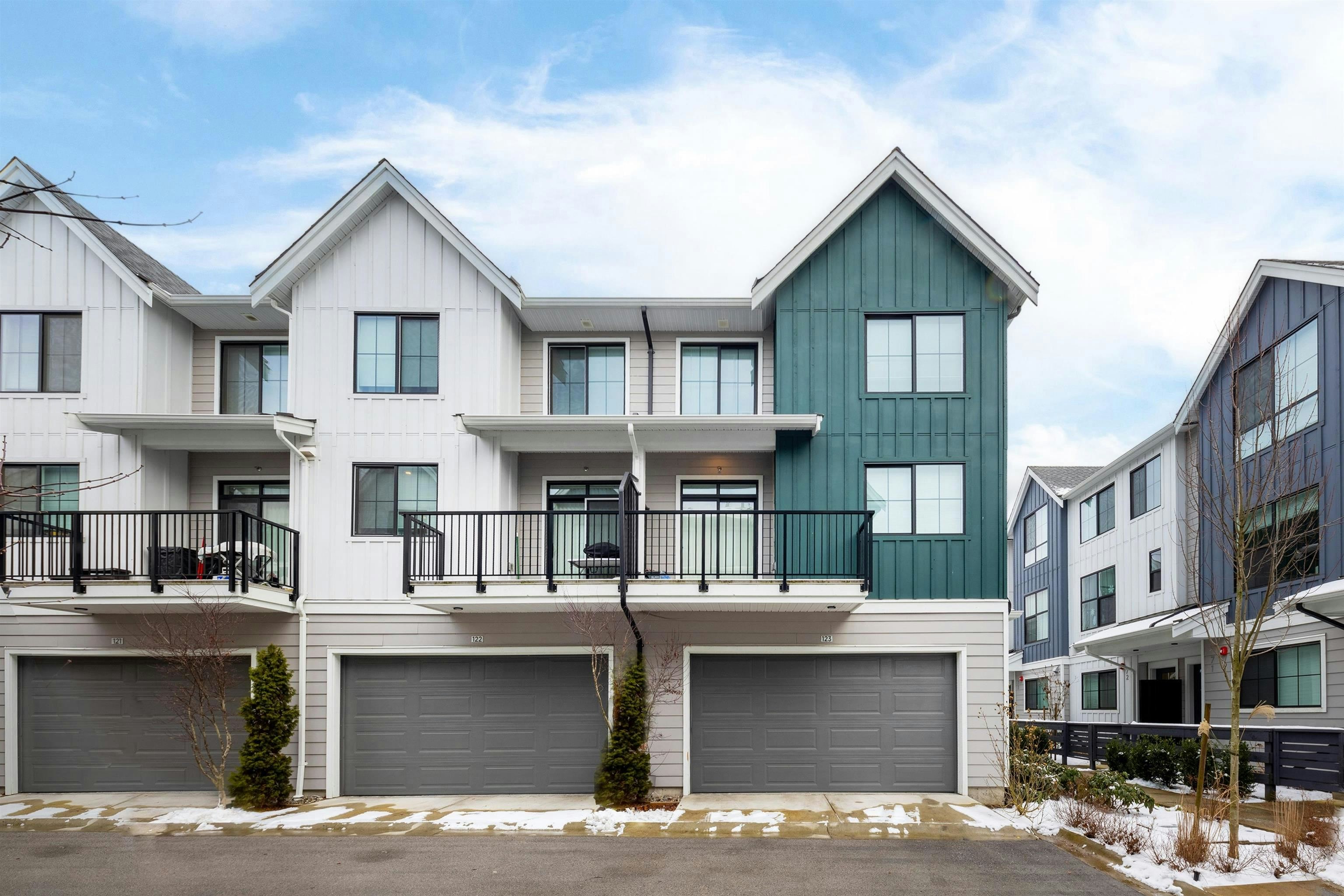 123-488 Furness Street, New Westminster, BC, V3M 0M1