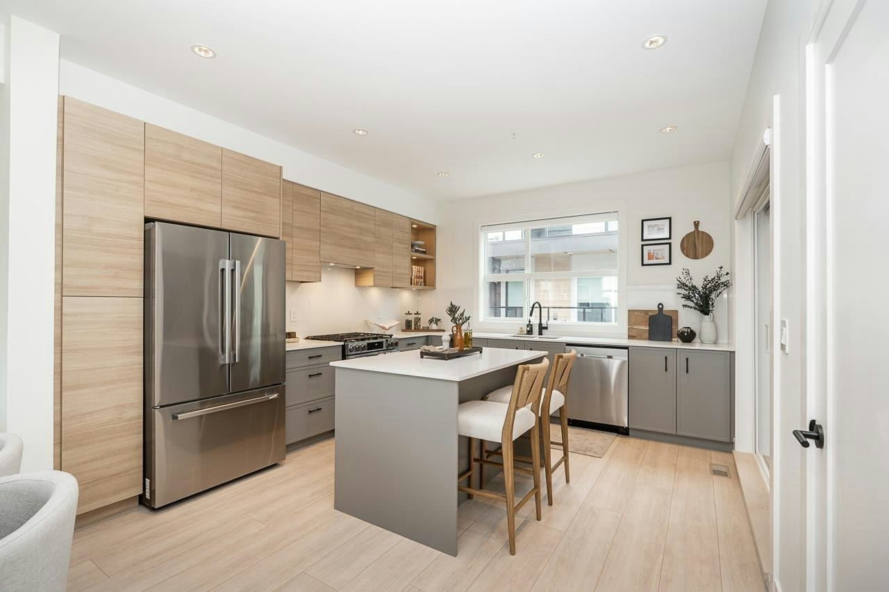 39-20335 70a Avenue, Langley, BC, V2Y 1S8