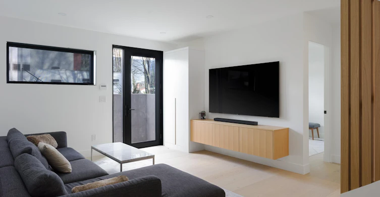 91 East 40th Ave, Vancouver, BC, V5W 1L3 - 8