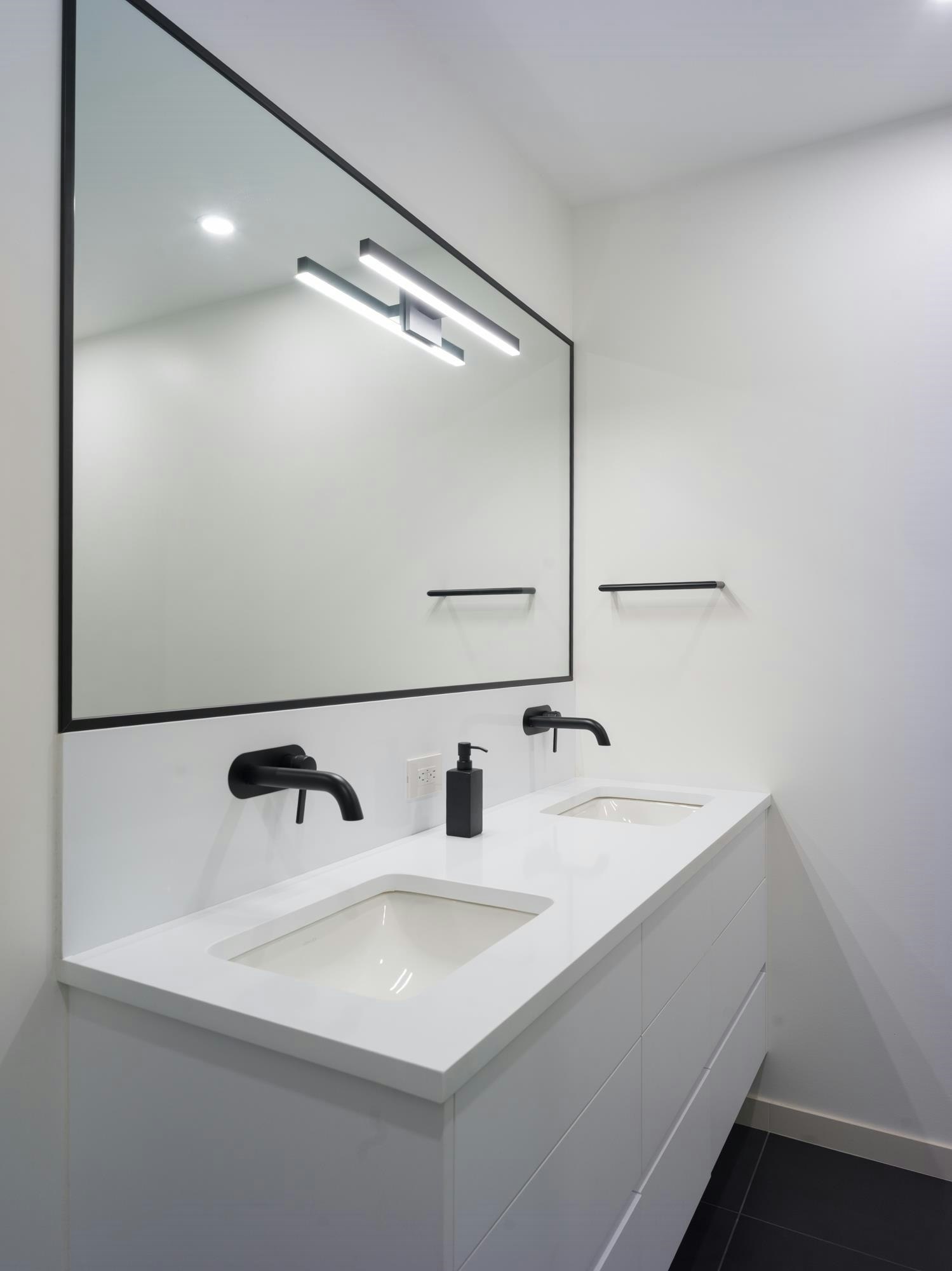 91 East 40th Ave, Vancouver, BC, V5W 1L3 - 17