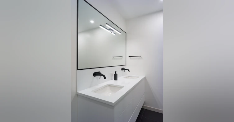 91 East 40th Ave, Vancouver, BC, V5W 1L3 - 17