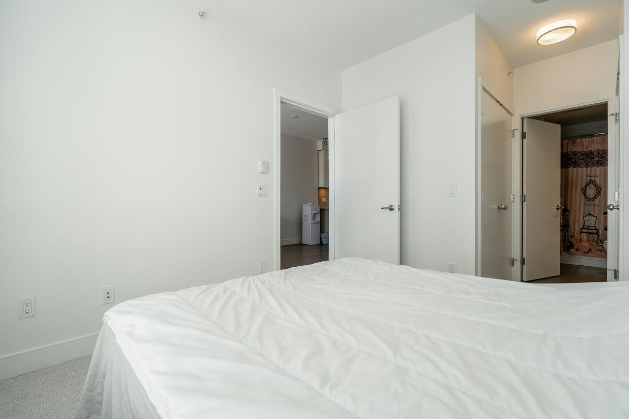 21XX-3007 Glen Dr, Coquitlam, BC, V3B 0L8 - 13