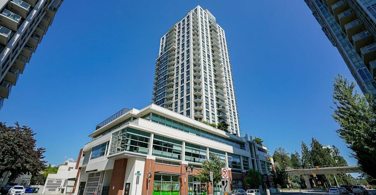 21XX-3007 Glen Dr, Coquitlam, BC, V3B 0L8