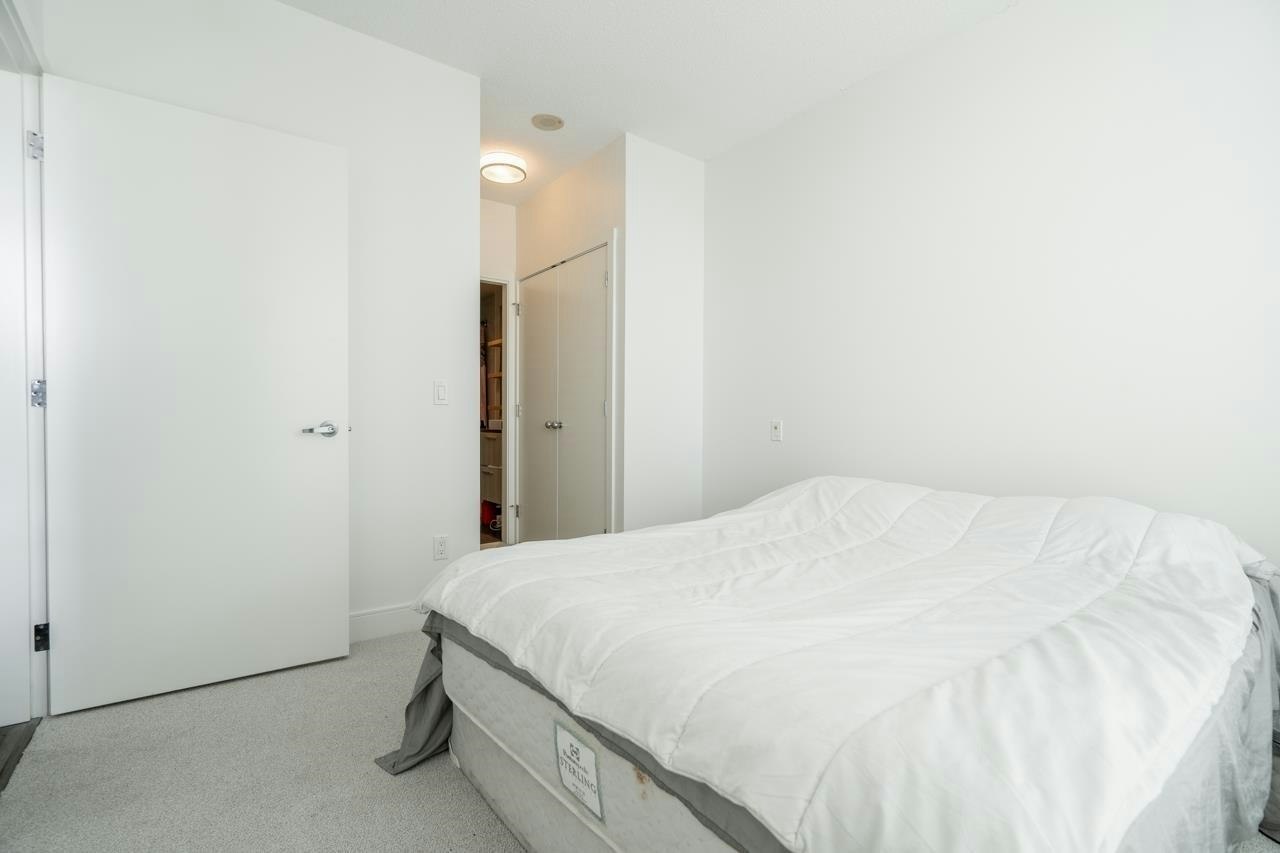 21XX-3007 Glen Dr, Coquitlam, BC, V3B 0L8 - 12