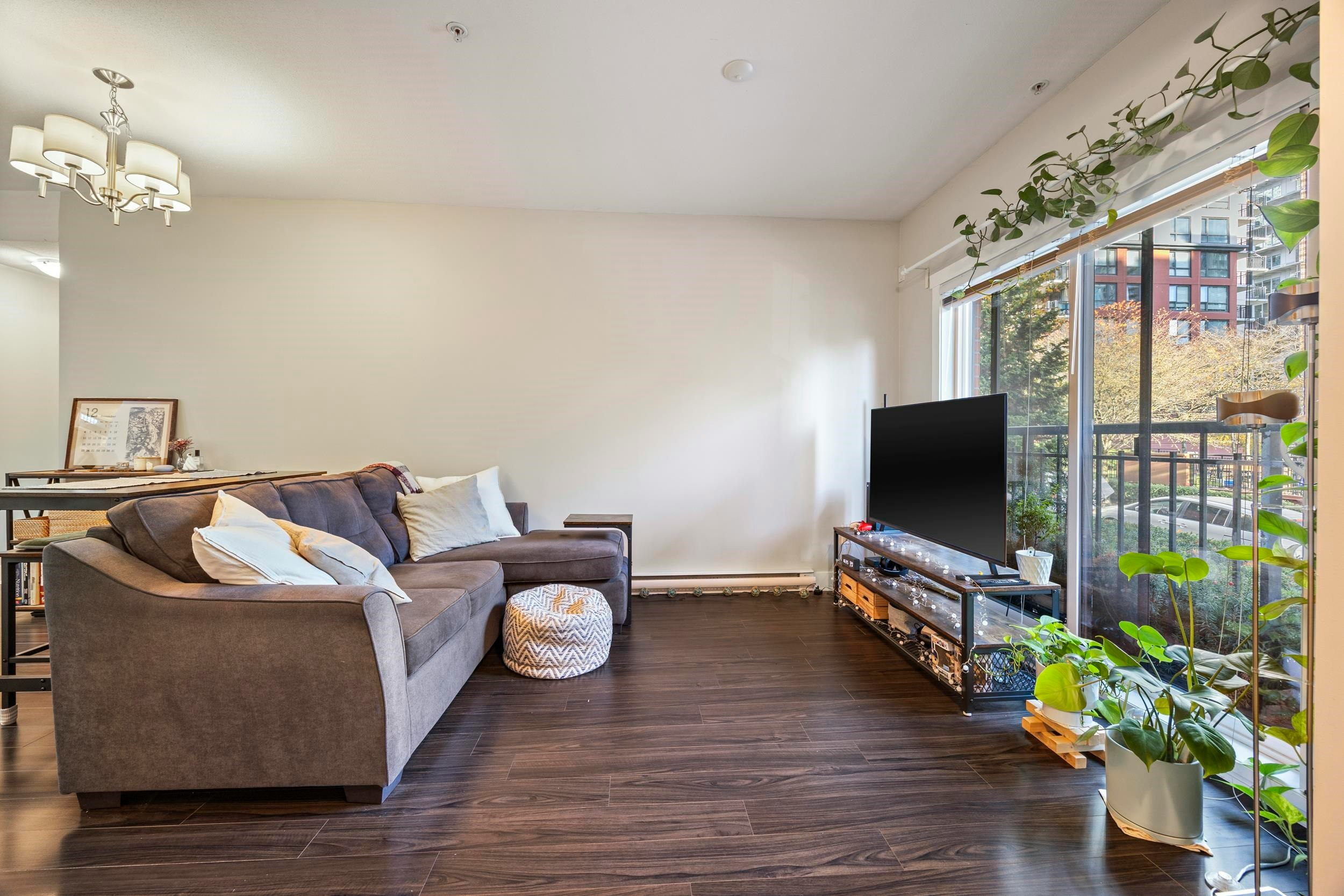 204-828 Royal Avenue - 4