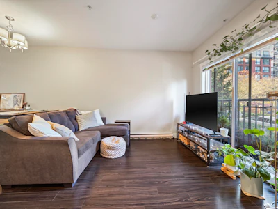 204-828 Royal Avenue - 4