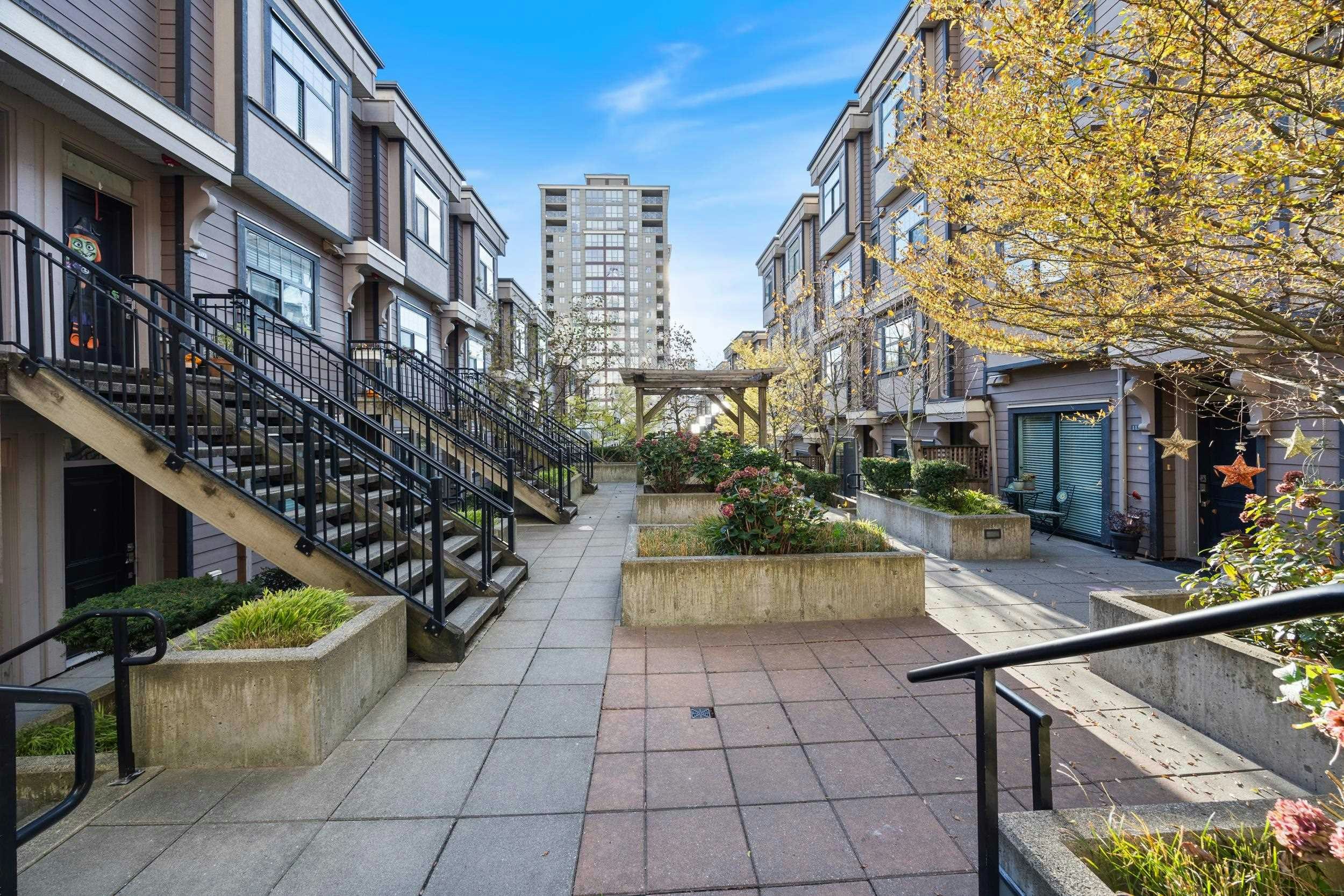 204-828 Royal Avenue - 2